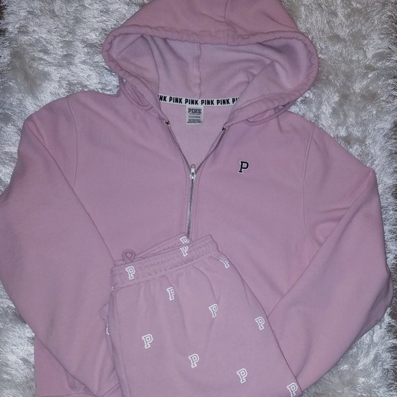 Pink Premium Hoodie Outfit HTF - Picture 1 of 7